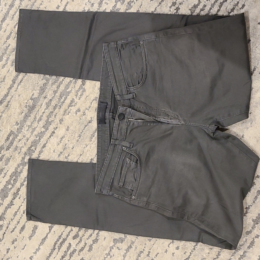 J Brand Jeans Men's Kane Straight-Fit Pant with 34" Inseam Herb - Picture 8 of 8